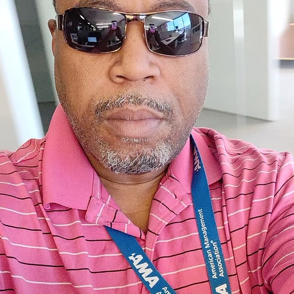 Meet your Posher, Willie - Picture 1 of 1